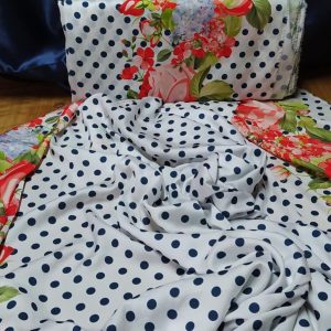 Crepe Acetinado Rosas Vermelhas